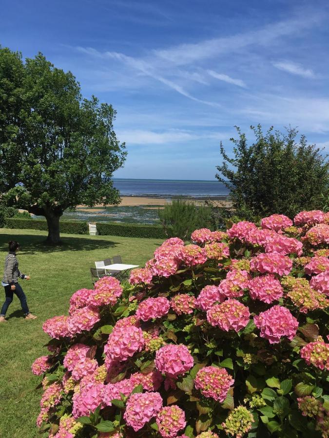 Chambres D'Hotes Les 4 Vents Pointe Du Hoc - Landing Beaches Grandcamp-Maisy Bagian luar foto