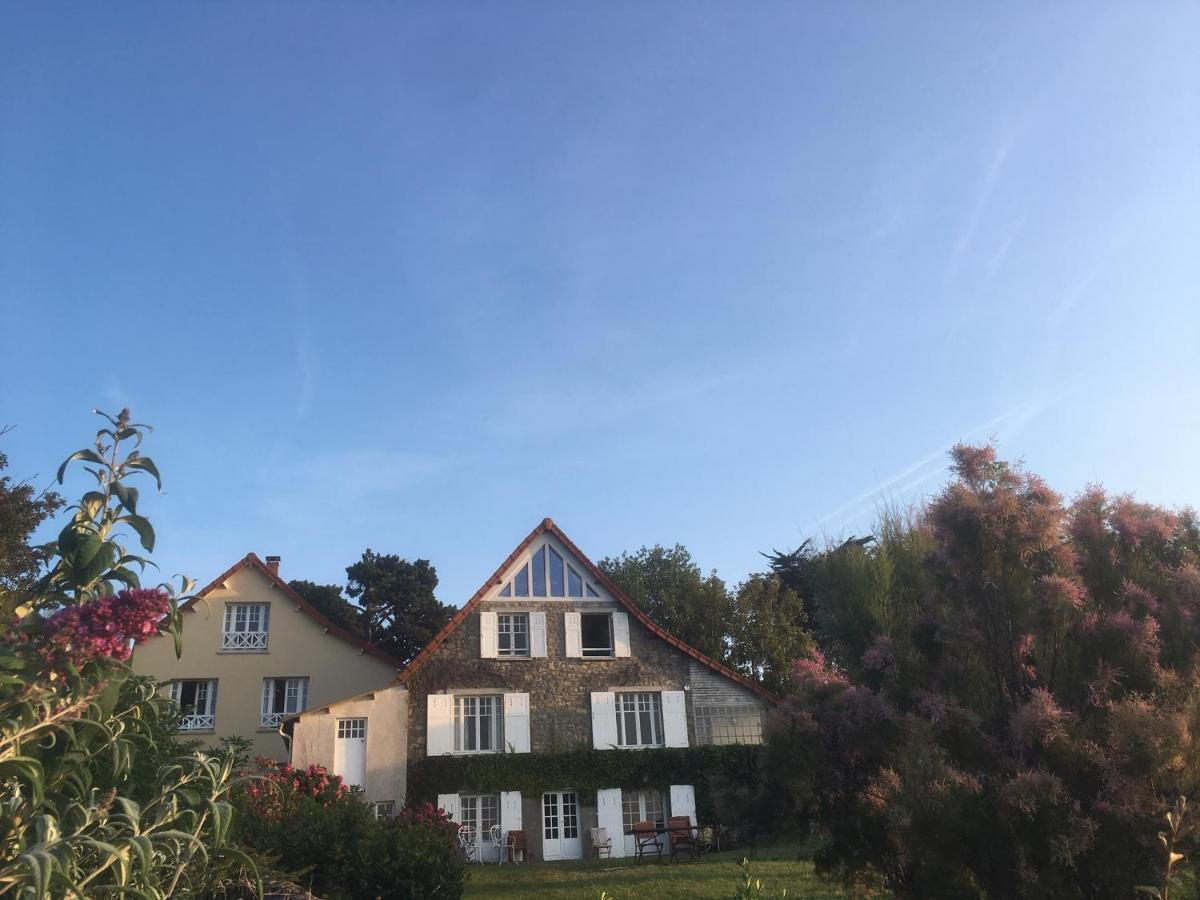 Chambres D'Hotes Les 4 Vents Pointe Du Hoc - Landing Beaches Grandcamp-Maisy Bagian luar foto