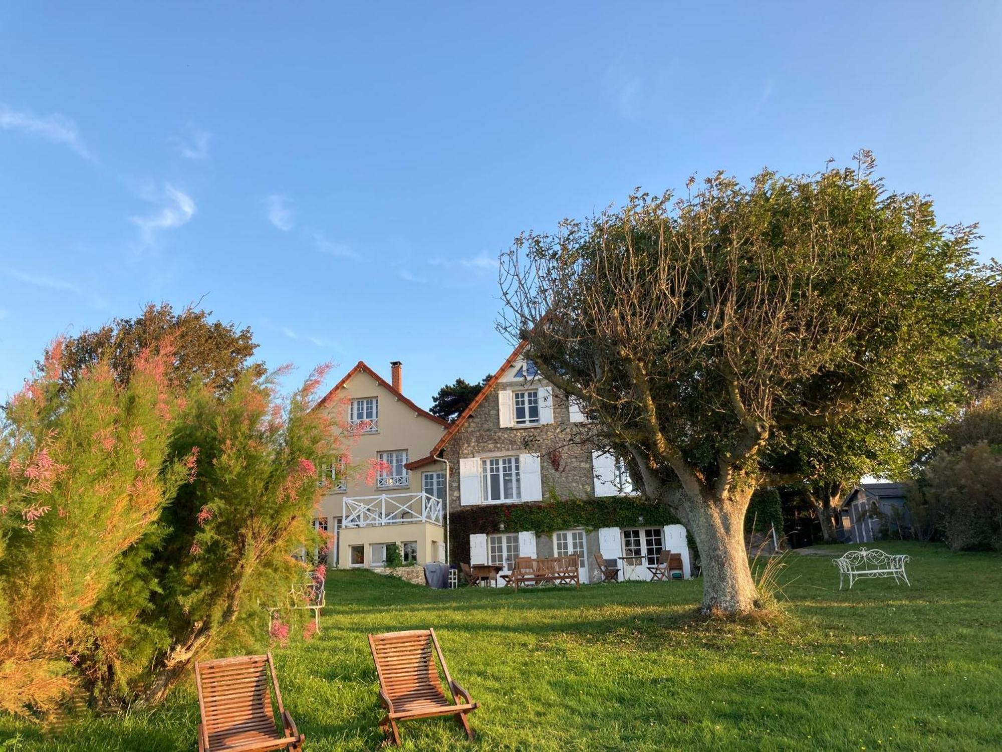 Chambres D'Hotes Les 4 Vents Pointe Du Hoc - Landing Beaches Grandcamp-Maisy Bagian luar foto